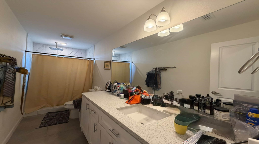 5423 Capilla St., Laredo, Texas 78046, 3 Bedrooms Bedrooms, 6 Rooms Rooms,2 BathroomsBathrooms,Residential,For Sale,5423 Capilla St.,20264437