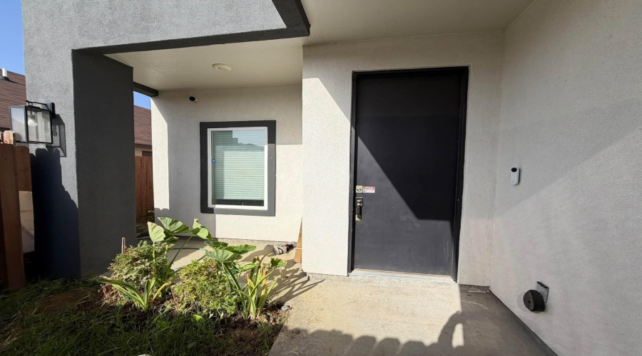 5423 Capilla St., Laredo, Texas 78046, 3 Bedrooms Bedrooms, 6 Rooms Rooms,2 BathroomsBathrooms,Residential,For Sale,5423 Capilla St.,20264437