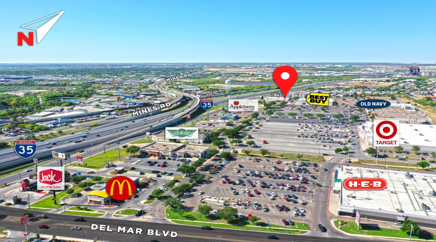 7901 San Dario Ave, Laredo, Texas 78045, 1 Room Rooms,2 BathroomsBathrooms,Commercial retail/office,For Rent,7901 San Dario Ave,20264447