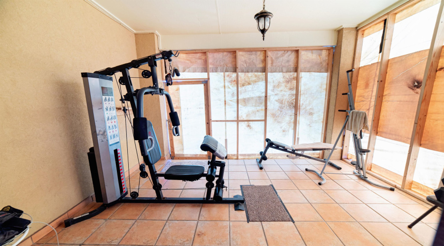 110 Windsor Rd, LAREDO, Texas 78045, 5 Bedrooms Bedrooms, 11 Rooms Rooms,5 BathroomsBathrooms,Residential,For Sale,110 Windsor Rd,20264444