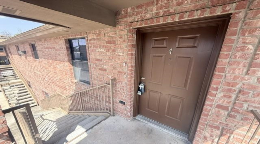 902 Laredo St, Laredo, Texas 78040, 2 Bedrooms Bedrooms, 4 Rooms Rooms,1 BathroomBathrooms,Residential,For Rent,902 Laredo St,20264445