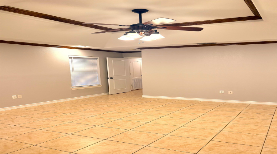 116 Knoll Ave, Laredo, Texas 78045, 3 Bedrooms Bedrooms, 6 Rooms Rooms,2 BathroomsBathrooms,Residential,For Rent,116 Knoll Ave,20264446