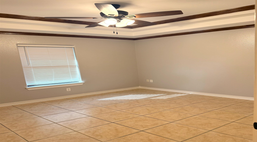 116 Knoll Ave, Laredo, Texas 78045, 3 Bedrooms Bedrooms, 6 Rooms Rooms,2 BathroomsBathrooms,Residential,For Rent,116 Knoll Ave,20264446