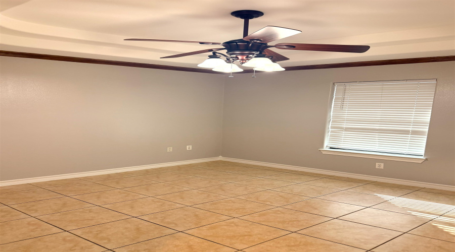 116 Knoll Ave, Laredo, Texas 78045, 3 Bedrooms Bedrooms, 6 Rooms Rooms,2 BathroomsBathrooms,Residential,For Rent,116 Knoll Ave,20264446