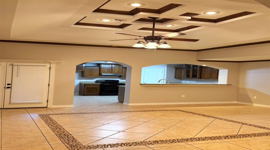 116 Knoll Ave, Laredo, Texas 78045, 3 Bedrooms Bedrooms, 6 Rooms Rooms,2 BathroomsBathrooms,Residential,For Rent,116 Knoll Ave,20264446