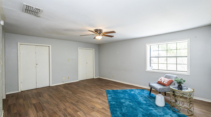 5500 McPherson Rd, LAREDO, Texas 78041, 2 Bedrooms Bedrooms, 4 Rooms Rooms,1 BathroomBathrooms,Residential,For Sale,5500 McPherson Rd,20264448