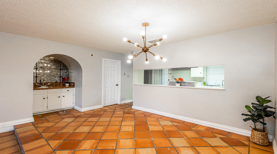 5500 McPherson Rd, LAREDO, Texas 78041, 2 Bedrooms Bedrooms, 4 Rooms Rooms,1 BathroomBathrooms,Residential,For Sale,5500 McPherson Rd,20264448