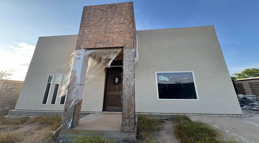 2510 Canelo Dr., Laredo, Texas 78046, 3 Bedrooms Bedrooms, 4 Rooms Rooms,2 BathroomsBathrooms,Residential,For Sale,2510 Canelo Dr.,20264449