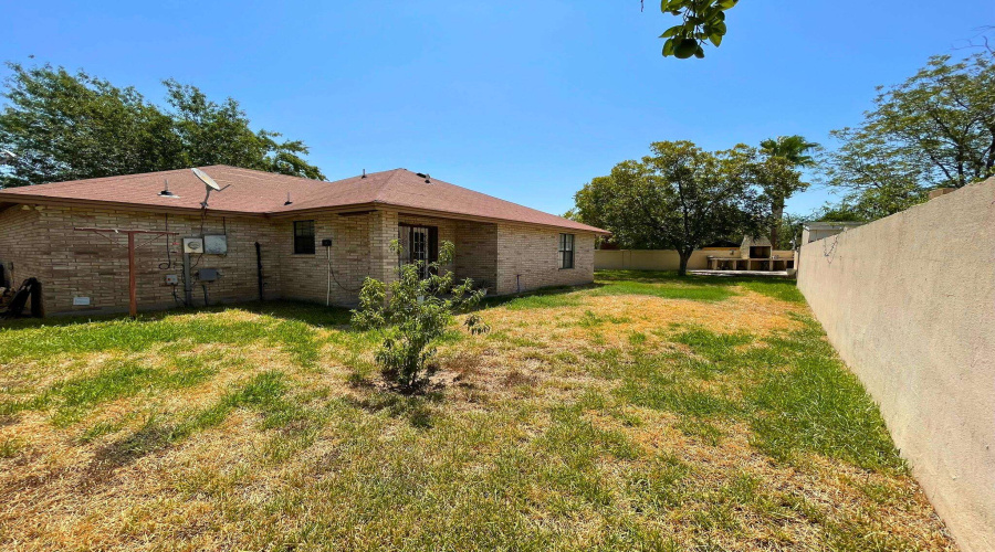 306 Potranca Ct, Laredo, Texas 78045, 3 Bedrooms Bedrooms, 6 Rooms Rooms,2 BathroomsBathrooms,Residential,For Rent,306 Potranca Ct,20264451