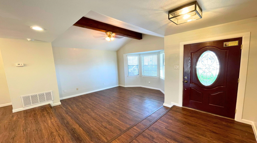 306 Potranca Ct, Laredo, Texas 78045, 3 Bedrooms Bedrooms, 6 Rooms Rooms,2 BathroomsBathrooms,Residential,For Rent,306 Potranca Ct,20264451