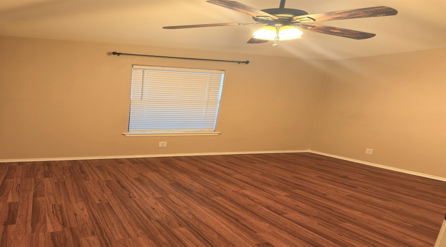 3218 Imperial Dr, Laredo, Texas 78045, 3 Bedrooms Bedrooms, 6 Rooms Rooms,2 BathroomsBathrooms,Residential,For Rent,3218 Imperial Dr,20264452