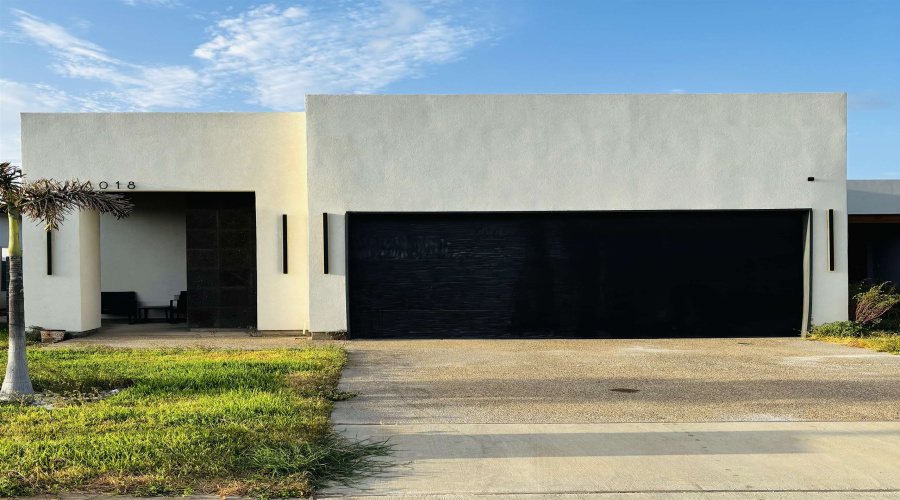 4018 Bella St., Laredo, Texas 78046, 3 Bedrooms Bedrooms, 5 Rooms Rooms,2 BathroomsBathrooms,Residential,For Rent,4018 Bella St.,20264453
