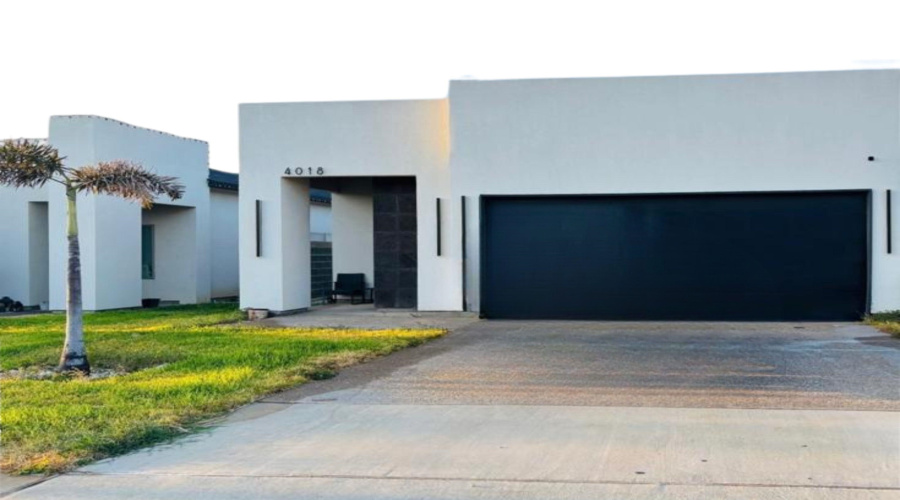 4018 Bella St., Laredo, Texas 78046, 3 Bedrooms Bedrooms, 5 Rooms Rooms,2 BathroomsBathrooms,Residential,For Rent,4018 Bella St.,20264453