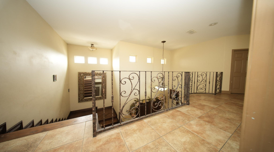 4120 De Novo St, LAREDO, Texas 78045, 4 Bedrooms Bedrooms, 8 Rooms Rooms,3 BathroomsBathrooms,Residential,For Sale,4120 De Novo St,20264454