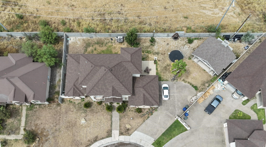 4120 De Novo St, LAREDO, Texas 78045, 4 Bedrooms Bedrooms, 8 Rooms Rooms,3 BathroomsBathrooms,Residential,For Sale,4120 De Novo St,20264454