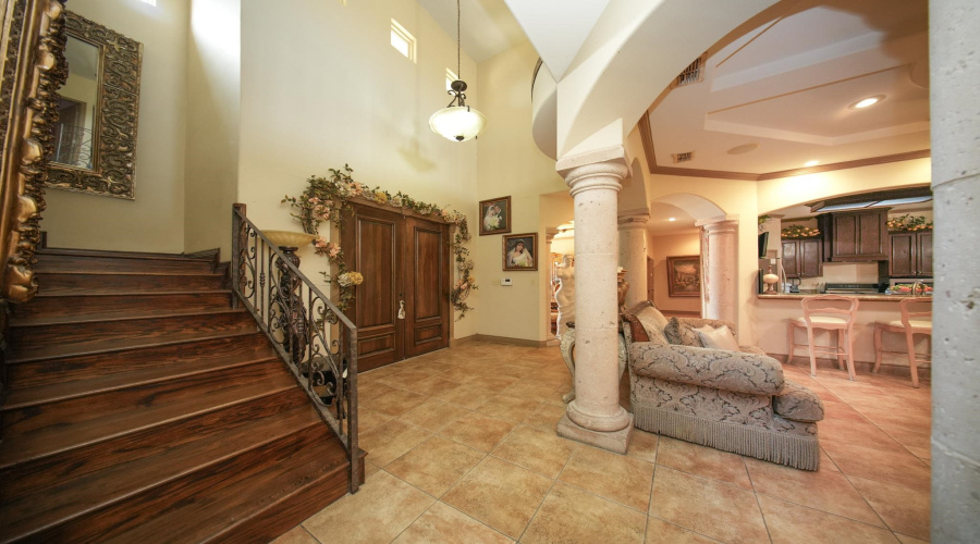 4120 De Novo St, LAREDO, Texas 78045, 4 Bedrooms Bedrooms, 8 Rooms Rooms,3 BathroomsBathrooms,Residential,For Sale,4120 De Novo St,20264454