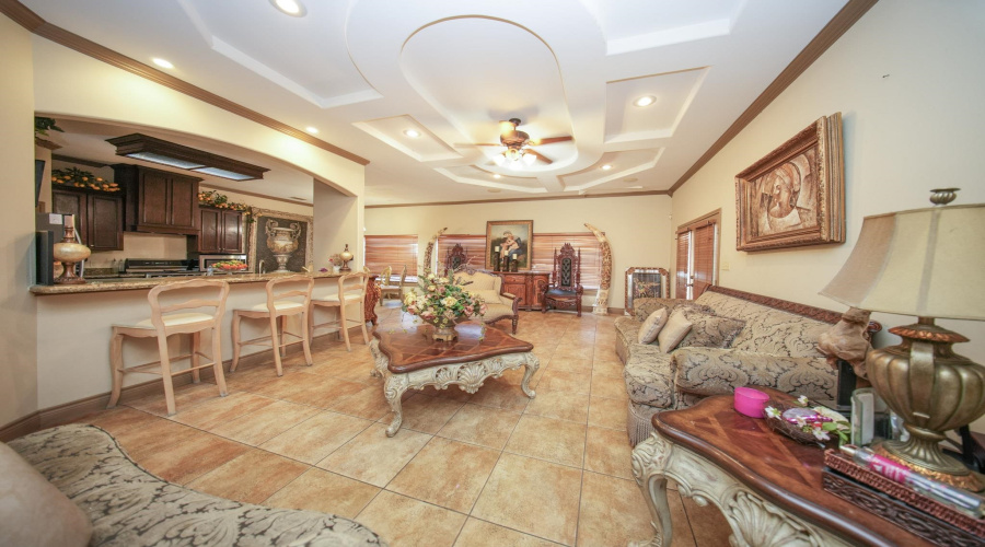 4120 De Novo St, LAREDO, Texas 78045, 4 Bedrooms Bedrooms, 8 Rooms Rooms,3 BathroomsBathrooms,Residential,For Sale,4120 De Novo St,20264454