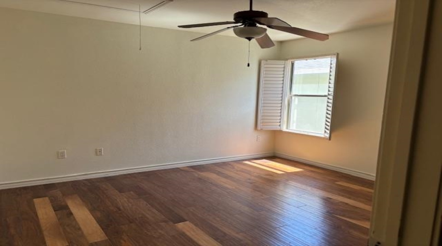 9813 Sandhill Dr, Laredo, Texas 78045-0000, 4 Bedrooms Bedrooms, 7 Rooms Rooms,3 BathroomsBathrooms,Residential,For Rent,9813 Sandhill Dr,20264457