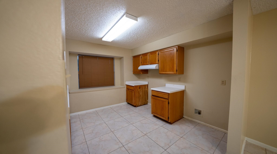 725 Baretta Ct, Laredo, Texas 78043, 3 Bedrooms Bedrooms, 6 Rooms Rooms,2 BathroomsBathrooms,Residential,For Sale,725 Baretta Ct,20264458