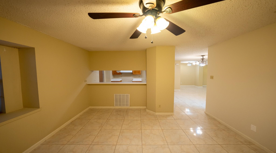 725 Baretta Ct, Laredo, Texas 78043, 3 Bedrooms Bedrooms, 6 Rooms Rooms,2 BathroomsBathrooms,Residential,For Sale,725 Baretta Ct,20264458