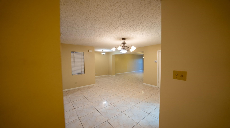 725 Baretta Ct, Laredo, Texas 78043, 3 Bedrooms Bedrooms, 6 Rooms Rooms,2 BathroomsBathrooms,Residential,For Sale,725 Baretta Ct,20264458