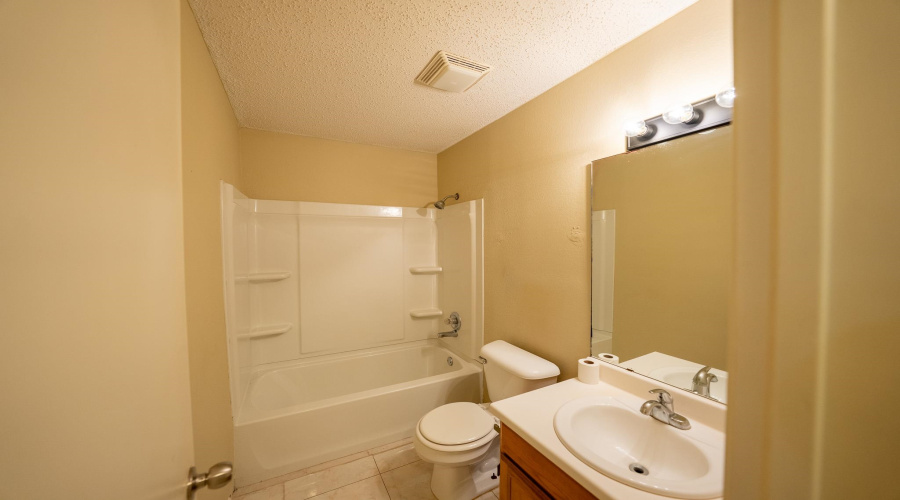 725 Baretta Ct, Laredo, Texas 78043, 3 Bedrooms Bedrooms, 6 Rooms Rooms,2 BathroomsBathrooms,Residential,For Sale,725 Baretta Ct,20264458