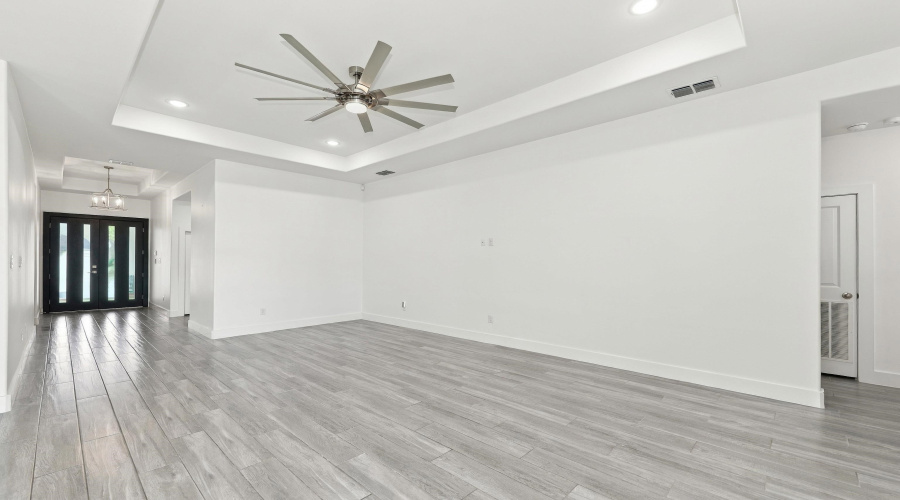 3822 Tahoe Dr., Laredo, Texas 78045, 4 Bedrooms Bedrooms, 6 Rooms Rooms,2 BathroomsBathrooms,Residential,For Sale,3822 Tahoe Dr.,20264460