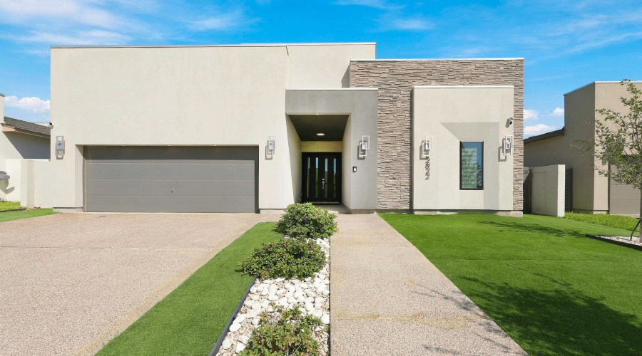 3822 Tahoe Dr., Laredo, Texas 78045, 4 Bedrooms Bedrooms, 6 Rooms Rooms,2 BathroomsBathrooms,Residential,For Sale,3822 Tahoe Dr.,20264460
