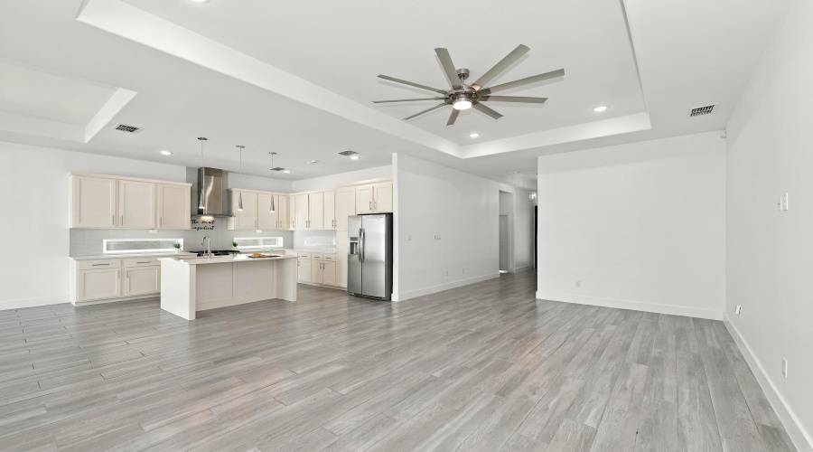 3822 Tahoe Dr., Laredo, Texas 78045, 4 Bedrooms Bedrooms, 6 Rooms Rooms,2 BathroomsBathrooms,Residential,For Sale,3822 Tahoe Dr.,20264460