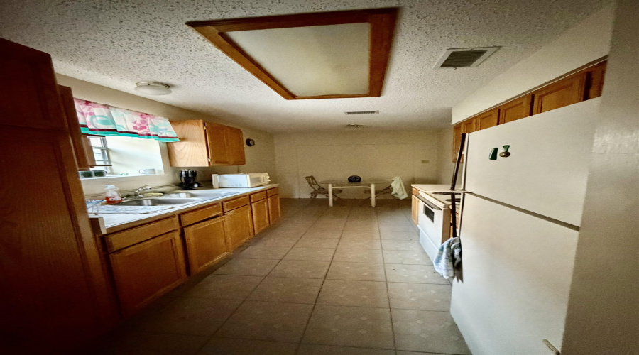 8904 Crossway Dr, Laredo, Texas 78045, 3 Bedrooms Bedrooms, 6 Rooms Rooms,2 BathroomsBathrooms,Residential,For Sale,8904 Crossway Dr,20264461