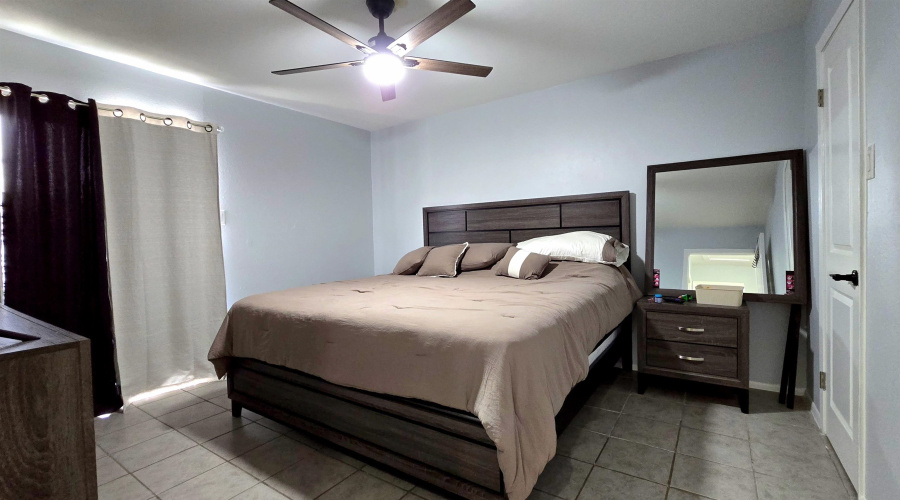 4902 Marcella Ave, Laredo, Texas 78041, 2 Bedrooms Bedrooms, 3 Rooms Rooms,1 BathroomBathrooms,Residential,For Sale,4902 Marcella Ave,20261904