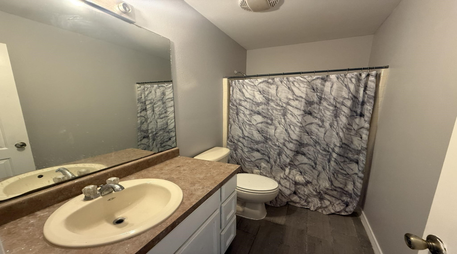 504 Viviana Cts, Laredo, Texas 78046-4612, 3 Bedrooms Bedrooms, 5 Rooms Rooms,2 BathroomsBathrooms,Residential,For Sale,504 Viviana Cts,20264464