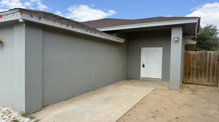 504 Viviana Cts, Laredo, Texas 78046-4612, 3 Bedrooms Bedrooms, 5 Rooms Rooms,2 BathroomsBathrooms,Residential,For Sale,504 Viviana Cts,20264464