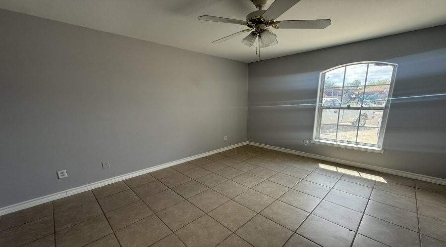 504 Viviana Cts, Laredo, Texas 78046-4612, 3 Bedrooms Bedrooms, 5 Rooms Rooms,2 BathroomsBathrooms,Residential,For Sale,504 Viviana Cts,20264464