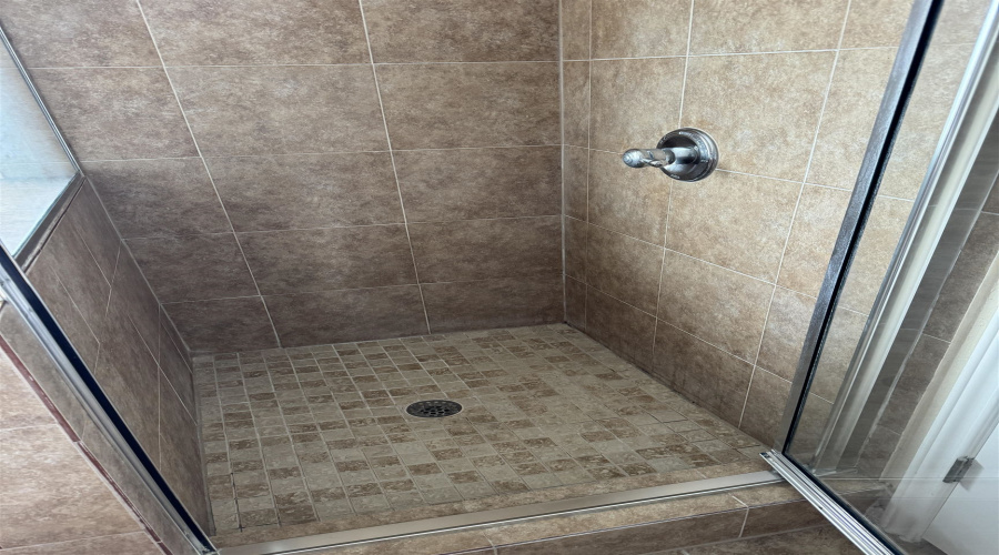 11310 Kirby Dr, Laredo, Texas 78045, 3 Bedrooms Bedrooms, 5 Rooms Rooms,2 BathroomsBathrooms,Residential,For Rent,11310 Kirby Dr,20264465