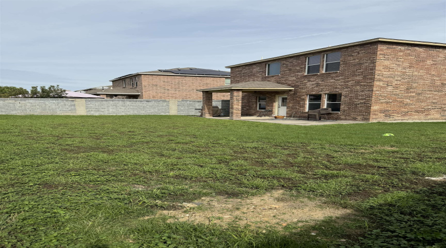 11310 Kirby Dr, Laredo, Texas 78045, 3 Bedrooms Bedrooms, 5 Rooms Rooms,2 BathroomsBathrooms,Residential,For Rent,11310 Kirby Dr,20264465
