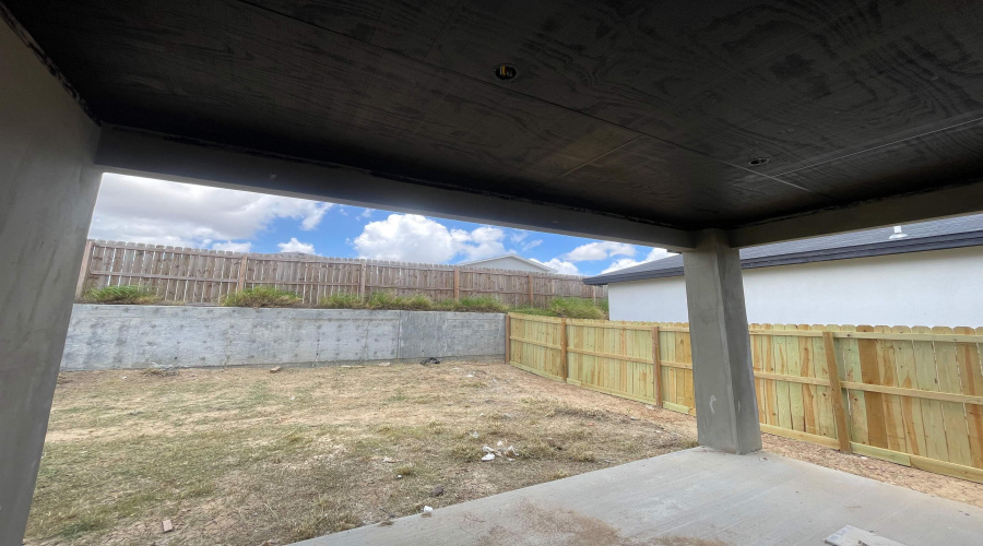 5414 Raven Dr., Laredo, Texas 78046, 3 Bedrooms Bedrooms, 4 Rooms Rooms,2 BathroomsBathrooms,Residential,For Sale,5414 Raven Dr.,20264466