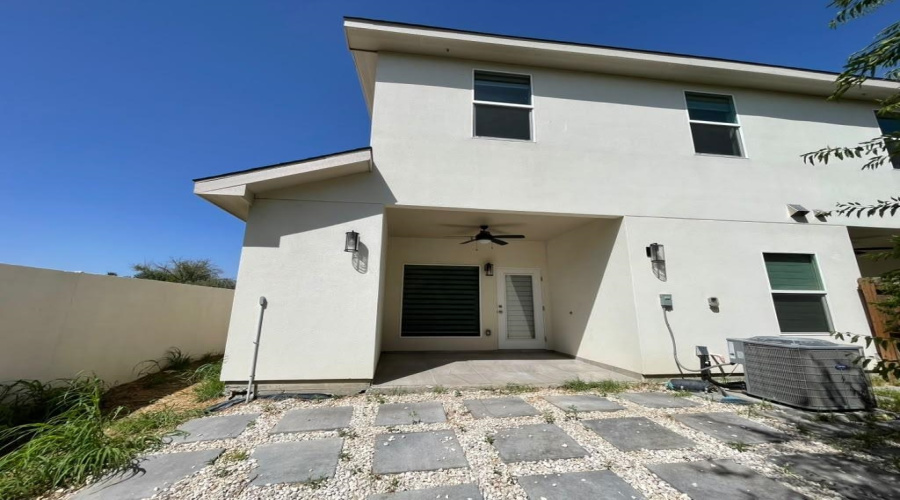 504 Gale Ct, Laredo, Texas 78041, 3 Bedrooms Bedrooms, 5 Rooms Rooms,2 BathroomsBathrooms,Residential,For Rent,504 Gale Ct,20264469