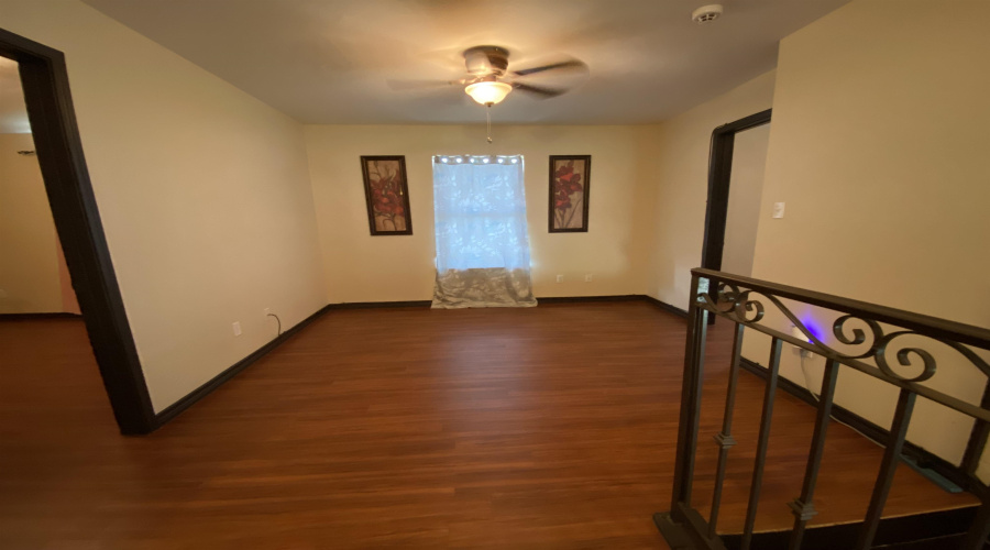 2033 Port San Angelo Dr, LAREDO, Texas 78045, 4 Bedrooms Bedrooms, 8 Rooms Rooms,2 BathroomsBathrooms,Residential,For Sale,2033 Port San Angelo Dr,20263300