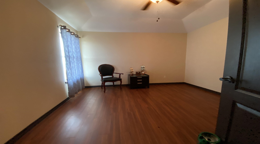2033 Port San Angelo Dr, LAREDO, Texas 78045, 4 Bedrooms Bedrooms, 8 Rooms Rooms,2 BathroomsBathrooms,Residential,For Sale,2033 Port San Angelo Dr,20263300