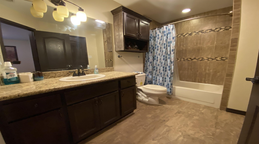 2033 Port San Angelo Dr, LAREDO, Texas 78045, 4 Bedrooms Bedrooms, 8 Rooms Rooms,2 BathroomsBathrooms,Residential,For Sale,2033 Port San Angelo Dr,20263300