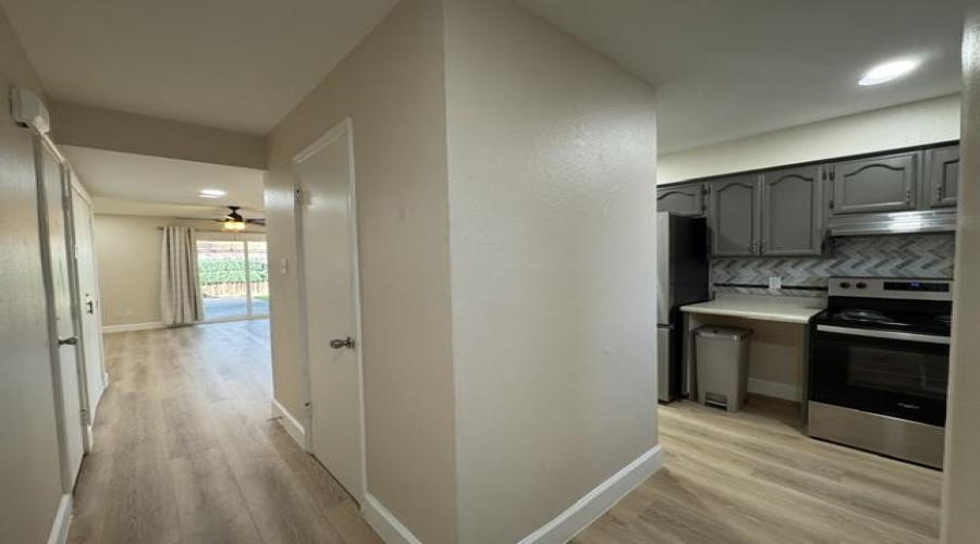 1300 Hillside Rd, LAREDO, Texas 78041, 2 Bedrooms Bedrooms, 4 Rooms Rooms,1 BathroomBathrooms,Residential,For Rent,1300 Hillside Rd,20264471