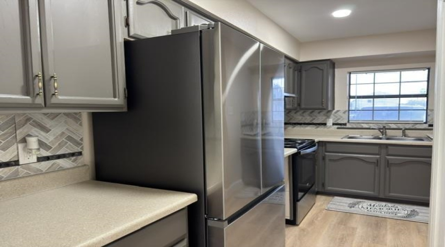1300 Hillside Rd, LAREDO, Texas 78041, 2 Bedrooms Bedrooms, 4 Rooms Rooms,1 BathroomBathrooms,Residential,For Rent,1300 Hillside Rd,20264471
