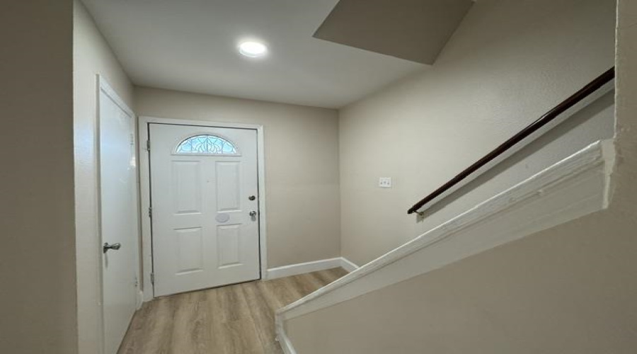 1300 Hillside Rd, LAREDO, Texas 78041, 2 Bedrooms Bedrooms, 4 Rooms Rooms,1 BathroomBathrooms,Residential,For Rent,1300 Hillside Rd,20264471