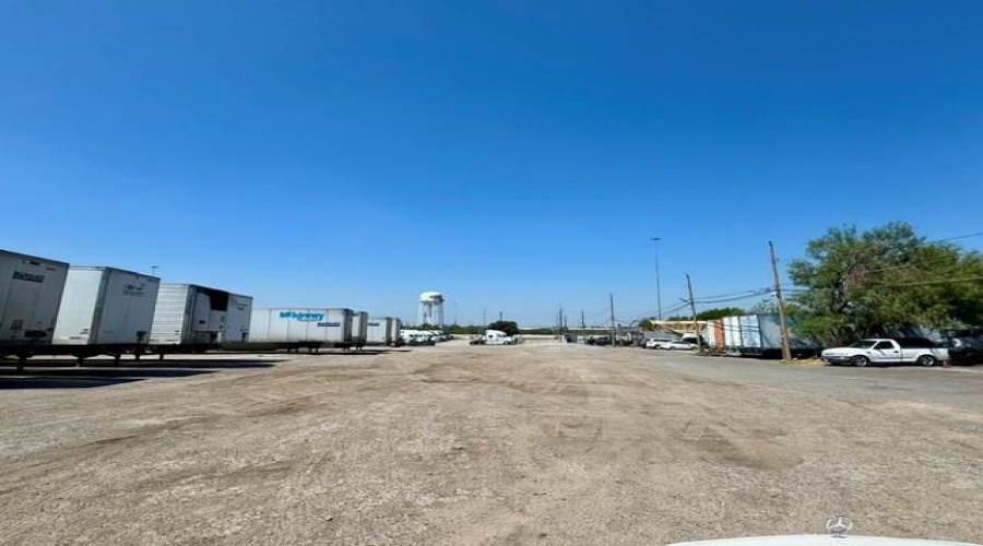 8201 San Dario Ave, Laredo, Texas 78045, ,Land,For Sale,8201 San Dario Ave,20264482