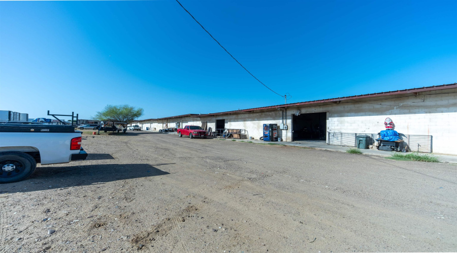 5511 E Saunders St, Laredo, Texas 78043, ,Land,For Sale,5511 E Saunders St,20264483