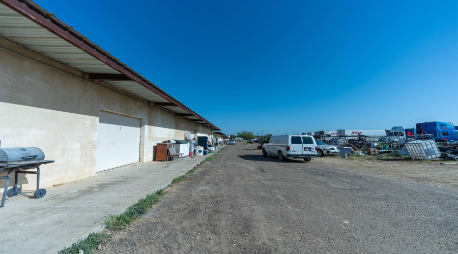 5511 E Saunders St, Laredo, Texas 78043, ,Land,For Sale,5511 E Saunders St,20264483