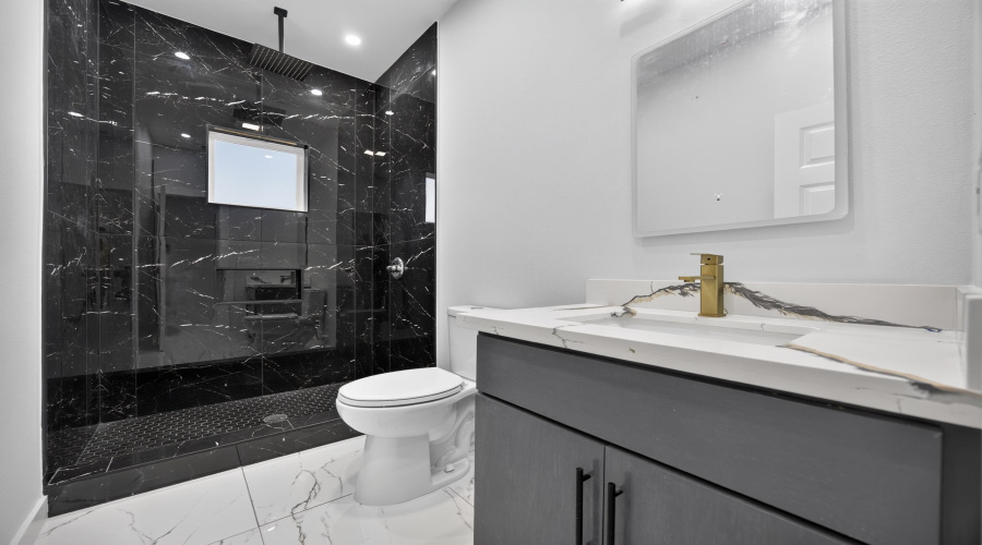 5060 Luna Grande Lp., Laredo, Texas 78046, 4 Bedrooms Bedrooms, 6 Rooms Rooms,2 BathroomsBathrooms,Residential,For Sale,5060 Luna Grande Lp.,20264477
