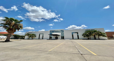 209 W Village Blvd, Laredo, Texas 78041, 6 Rooms Rooms,4 BathroomsBathrooms,Commercial retail/office,For Rent,209 W Village Blvd,20264479 209 W Village Blvd, Laredo, Texas 78041, 6 Rooms Rooms,4 BathroomsBathrooms,Commercial retail/office,For Rent,209 W Village Blvd,20264479