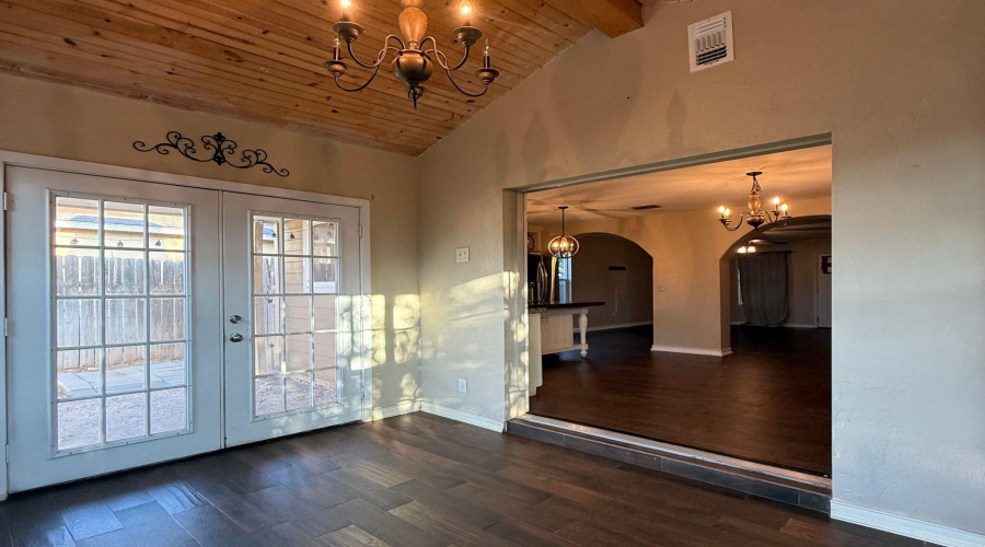 212 Lipan Dr, Laredo, Texas 78045, 3 Bedrooms Bedrooms, 6 Rooms Rooms,2 BathroomsBathrooms,Residential,For Rent,212 Lipan Dr,20264478